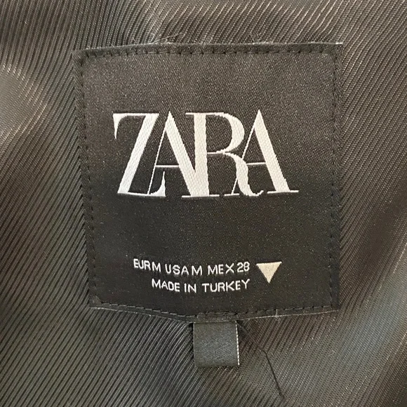 Zara tuxedo vest black button front medium - Picture 2 of 6